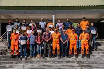 CURSO DE BRIGADA FLORESTAL – PARTICIPANTES RECEBEM CERTIFICADOS