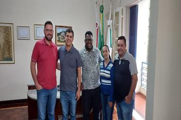 PROJETO SOCIAL É APRESENTADO AO EXECUTIVO MUNICIPAL