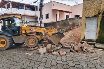 MANUTENÇÃO EM RUA NO TRANÇADOR