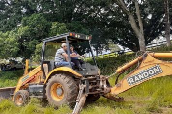 CURSO DO SENAR TREINA OPERADORES DE RETROESCAVADEIRA