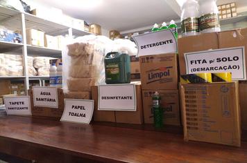 MATERIAIS DE APOIO E LIMPEZA PARA AS ESCOLAS MUNICIPAIS E ESTADUAIS