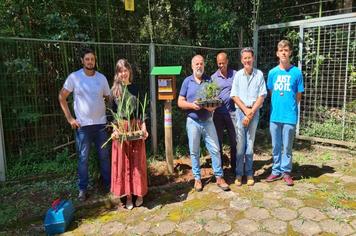 PROJETO MEL ENTRE FLORES: PRESERVAÇÃO E CONSCIENTIZAÇÃO