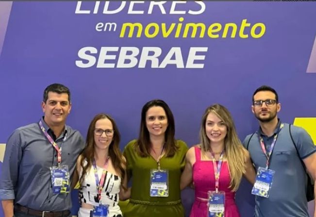 PREFEITO DE CAXAMBU PARTICIPA DE ENCONTRO DE LÍDERES PROMOVIDO PELO SEBRAE