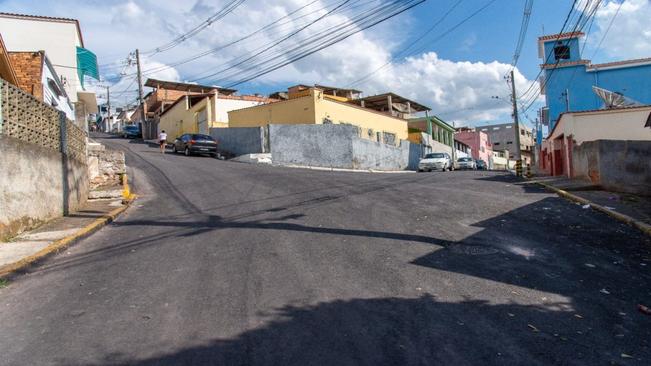 OBRAS EM ANDAMENTO – PREFEITURA PROMOVE DIVERSAS AÇÕES NOS BAIRROS DE CAXAMBU