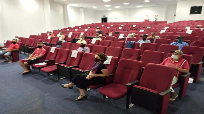 PREPARO E QUALIFICAÇÃO EM CURSO PARA CHARRETEIROS