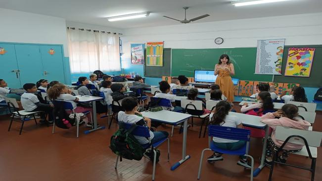 PALESTRA SOBRE ÁGUA E SUA IMPORTÂNCIA EM CAXAMBU – PROJETO DIREITO AMBIENTAL NAS ESCOLAS