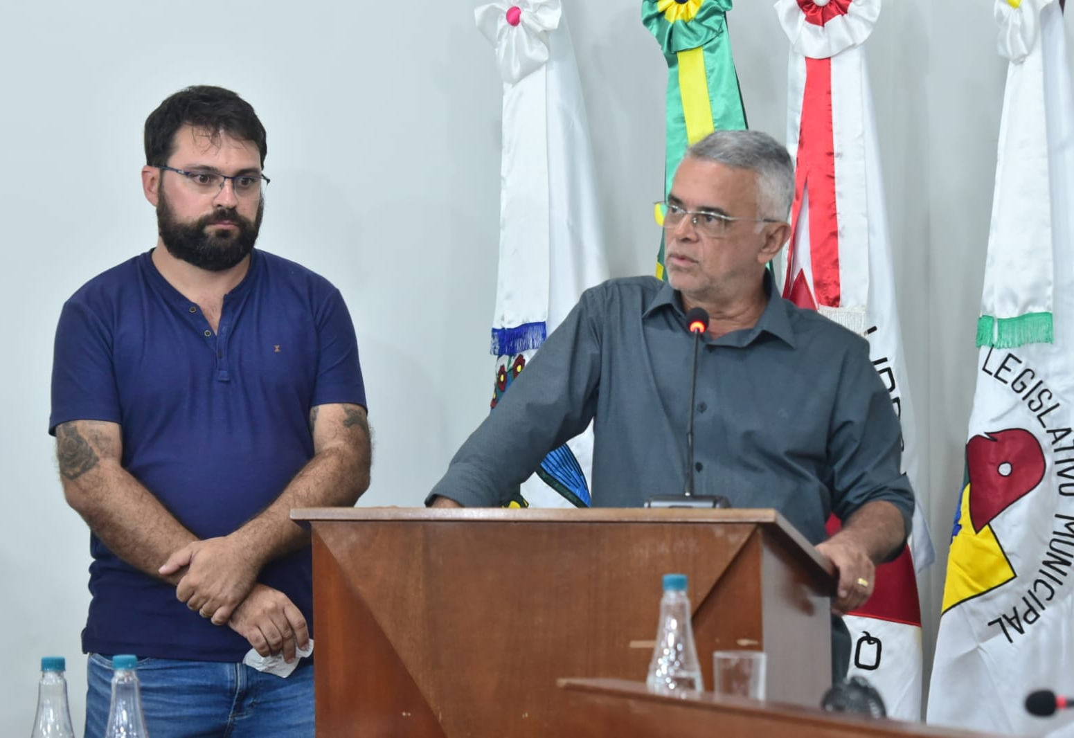 Prefeito e Vice-Prefeito Participam de Reunião Ordinária e Audiência Pública na Câmara Municipal