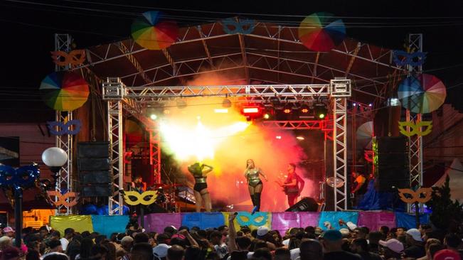 CARNAVAL É SUCESSO EM CAXAMBU: UMA FESTA PARA TODOS