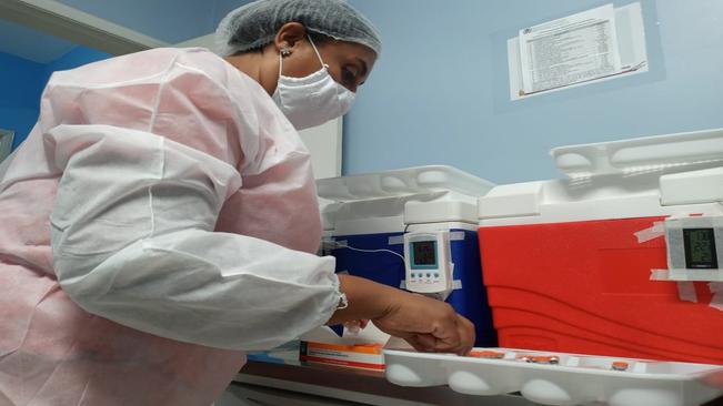 REMESSA DE VACINAS CONTRA COVID 19 VAI ATENDER IDOSOS ACIMA DE 90 ANOS